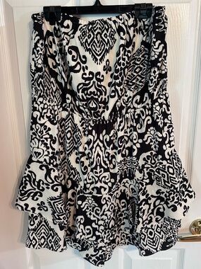 Express Black and White Printed Strapless Romper